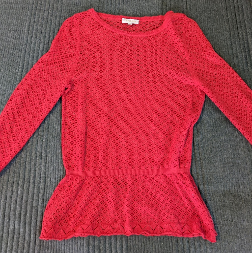 Sweetest subtleties long sleeve top in red